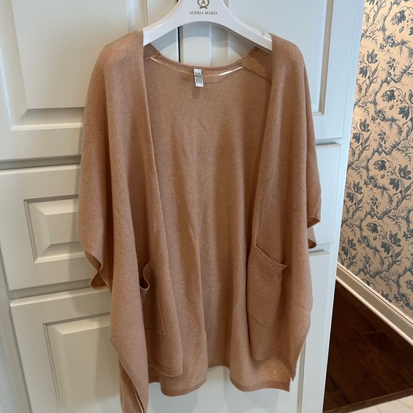 GORGEOUS CASHMERE CARDIGAN - Picture 2 of 5